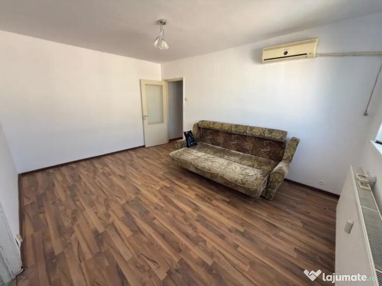 Apartament cu 2 camere semidecomandat în Malu Roșu