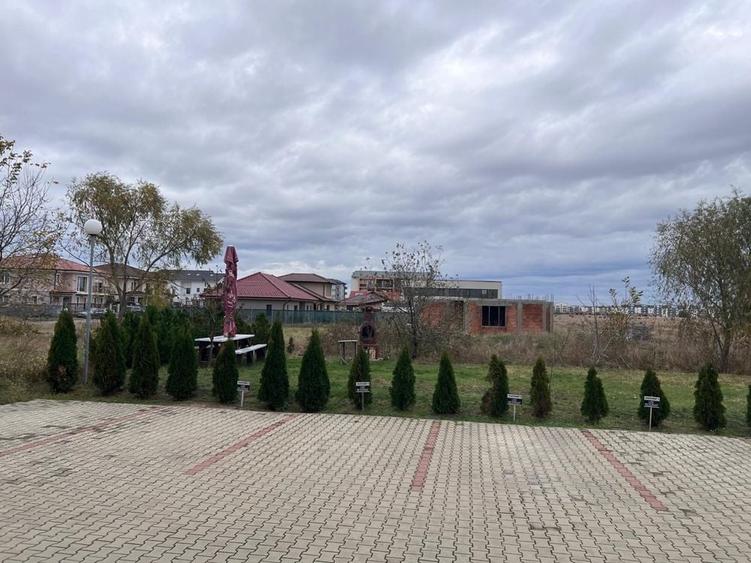 Apartament cu 2 camere decomandat în Giroc
