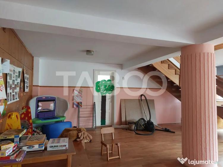 Spațiu comercial, de 673 mp, în Central