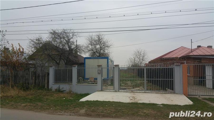Teren de 2100 mp, în Domnești