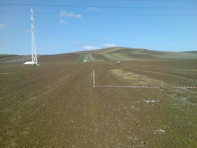 Teren de 3935 mp, în Nazna