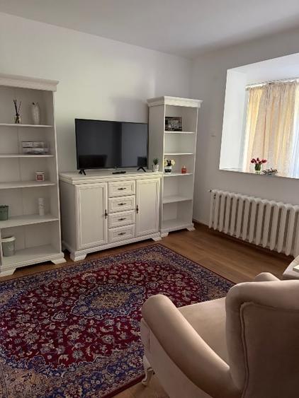 Apartament cu 2 camere semidecomandat, mobilat în Drumul Taberei