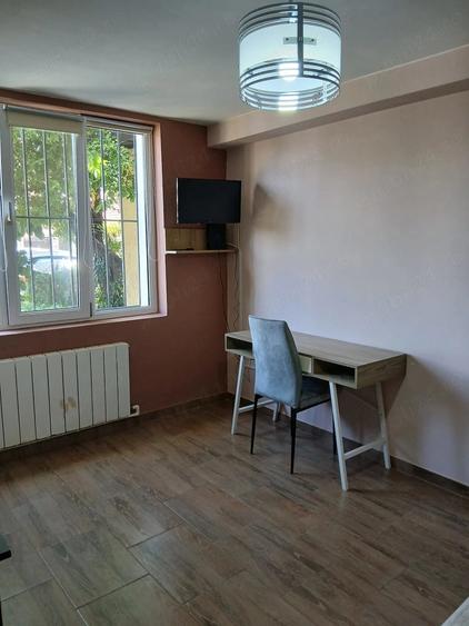 Garsonieră decomandată în Gară