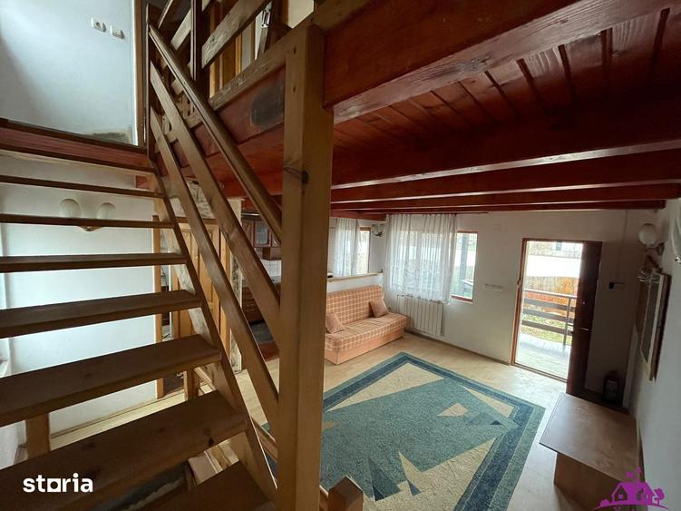 Casă cu 4 camere cu Teren 427 Mp în Central