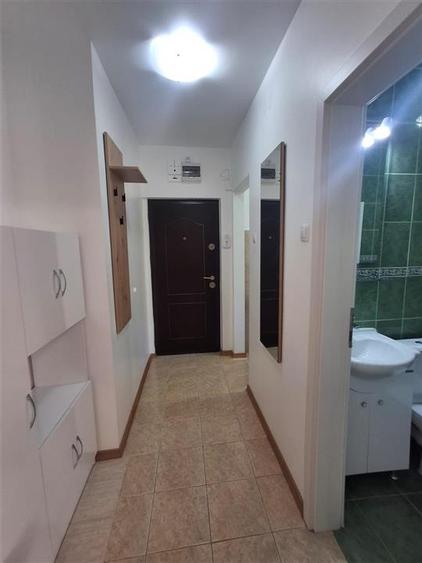 Apartament cu 2 camere nedecomandat în Cedonia