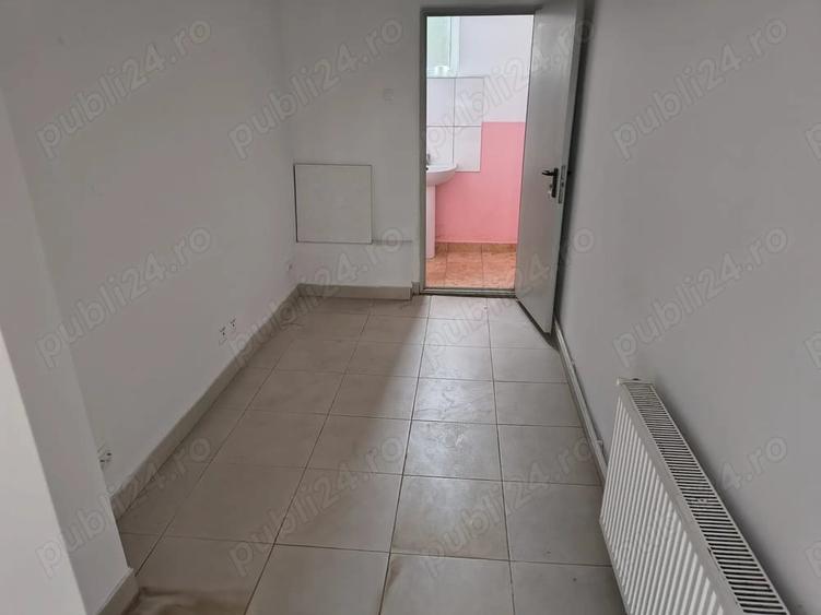 Spațiu comercial, de 60 mp, în Central
