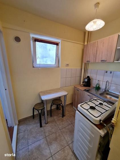 Inchiriez Garsoniera Zona Intim Podgoria Spitalul Judetean,Etaj 2. - 3