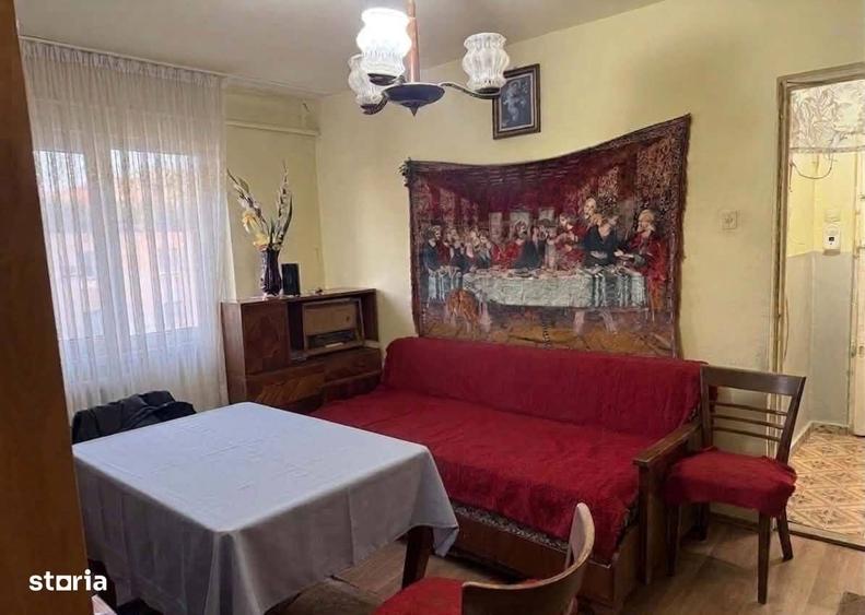 Apartament cu 2 camere semidecomandat în Ciupercenii Noi