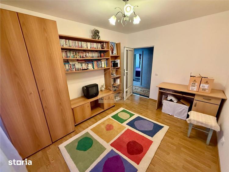 Pacurari - Etaj Intermediar - Bloc din 89 - 3 Camere Decomandat - 7