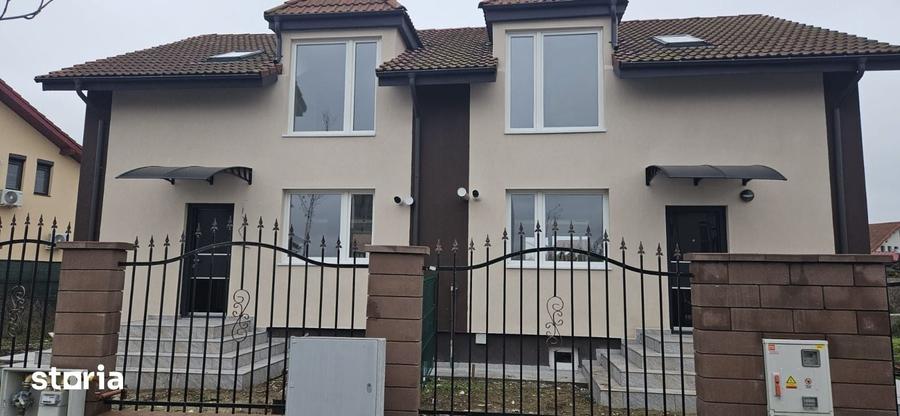 Casă cu 4 camere cu Teren 260 Mp în Aviației