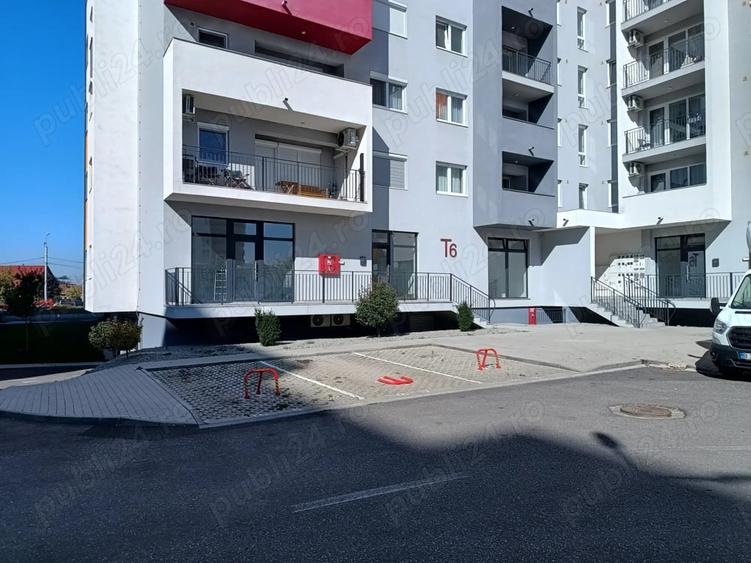 Spațiu comercial, de 15 mp, în Iosia