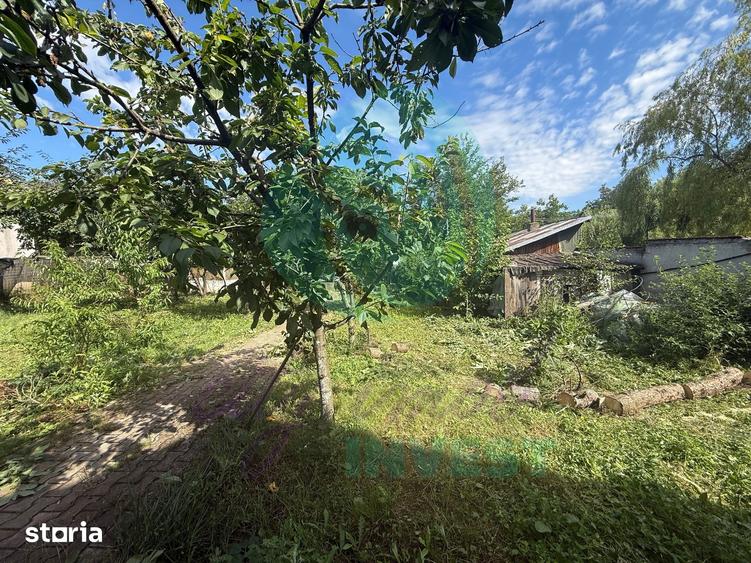 Casă cu 5 camere cu Teren 1000 Mp în Găneasa