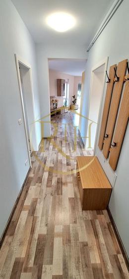 Apartament cu 2 camere semidecomandat, mobilat în Giroc