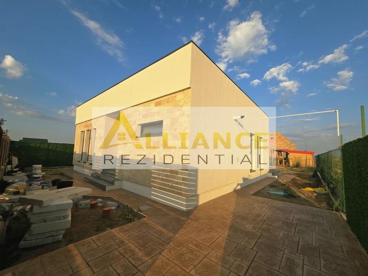 Casă individuală cu 3 camere cu Canalizare în Berceni