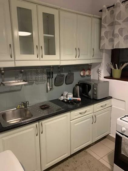 Apartament cu 2 camere semidecomandat, mobilat în Floreasca