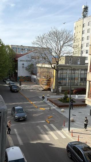 Apartament cu 2 camere decomandat, mobilat în Ultracentral