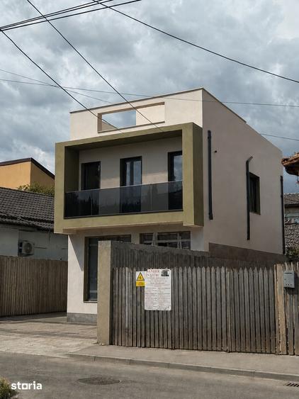 Casă cu 3 camere cu Teren 150 Mp în Calea București