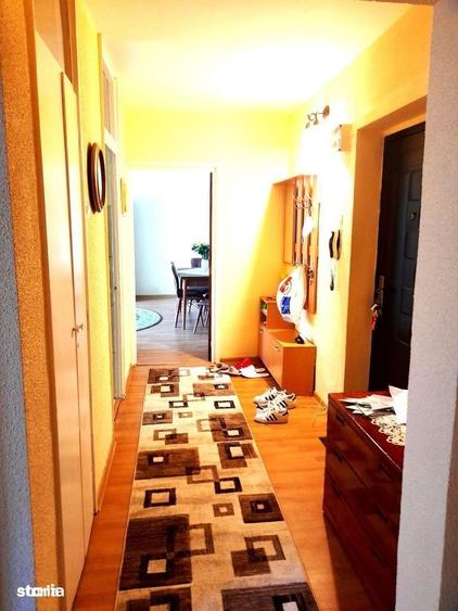 Apartament cu 2 camere decomandat în Păcii