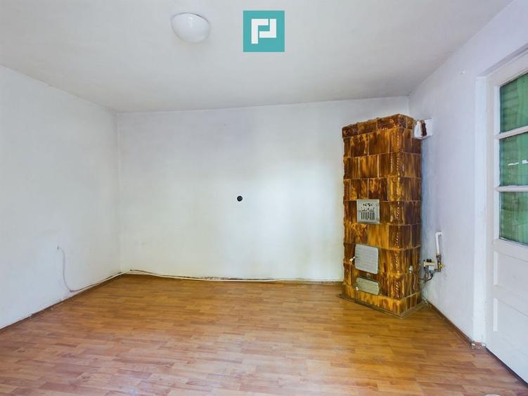 Casă cu 4 camere cu Teren 420 Mp în Șega
