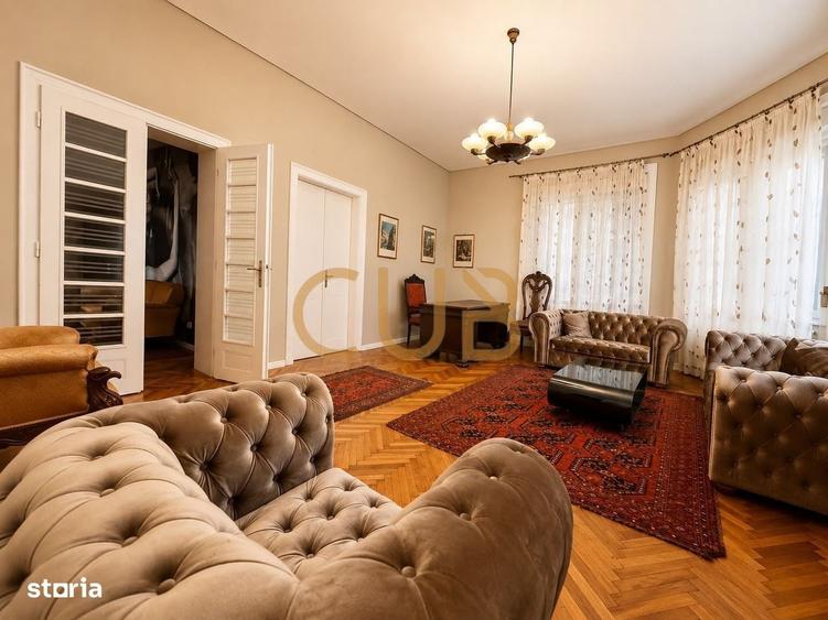 Apartament cu 4 camere în Central