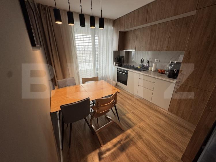 Apartament cu 4 camere decomandat, mobilat în Păcurari