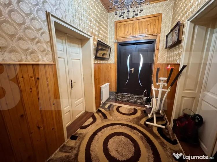 Casă cu 3 camere cu Teren 451 Mp în Central