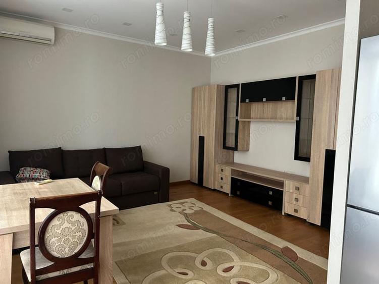 Apartament cu 2 camere decomandat în Theodor Pallady