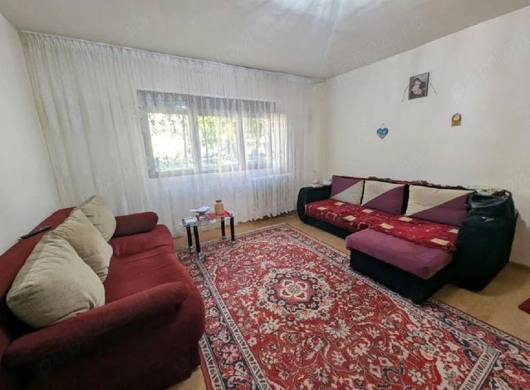 Apartament cu 2 camere semidecomandat în Exterior Vest