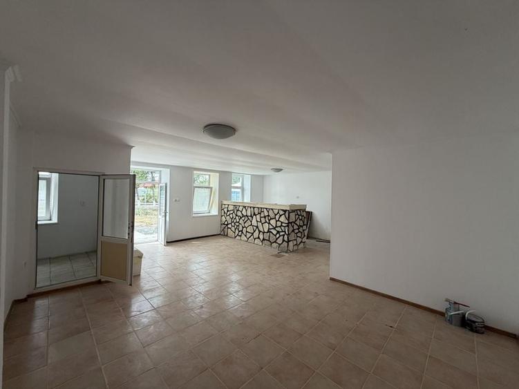 Spațiu comercial, de 460 mp, în Mihail Kogălniceanu