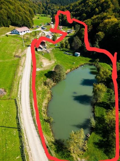 Casă cu 3 camere decomandat în Buzăiel