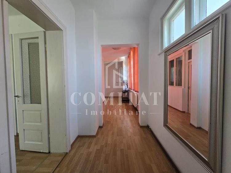 Apartament cu 3 camere decomandat, mobilat în Zorilor