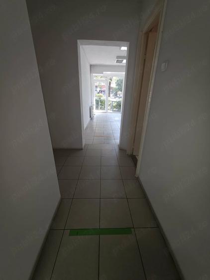 Spațiu comercial, de 64 mp, în Alexandru Obregia