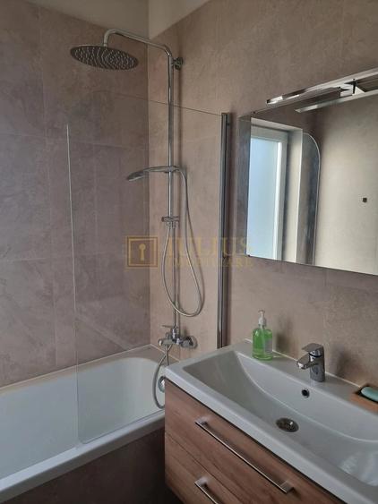 Apartament cu 2 camere semidecomandat în Mehala