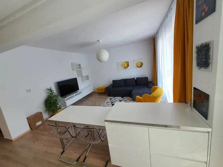 Apartament cu 3 camere în Girocului