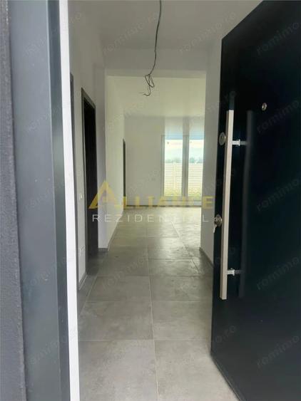 Casă cu 4 camere cu Teren 440 Mp în Berceni