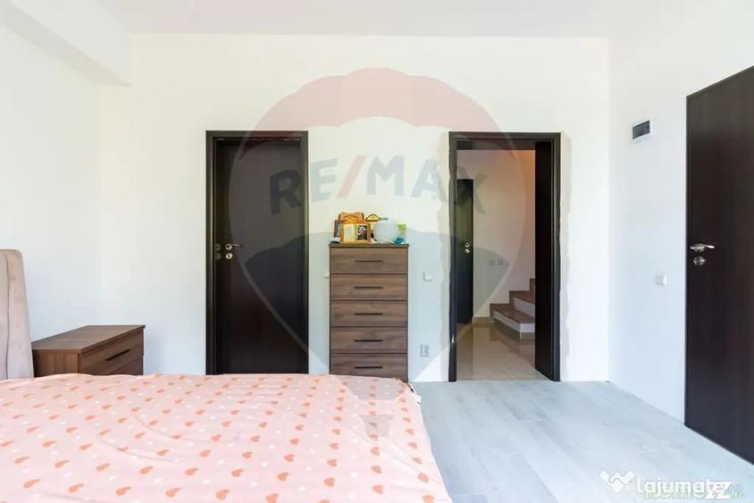 Casă cu 6 camere cu Teren 480 Mp în Tărtășești