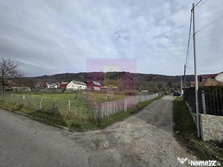 Casă cu 4 camere cu Teren 475 Mp în Valea Doftanei