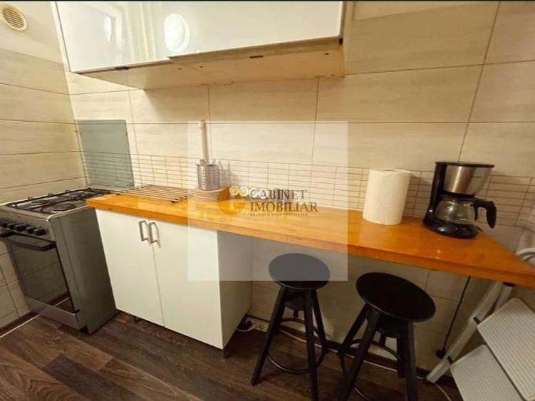 Apartament cu 2 camere decomandat, mobilat în Sala Palatului
