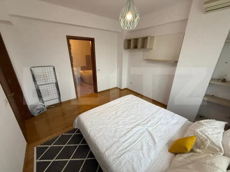 Apartament cu 3 camere, mobilat în Central