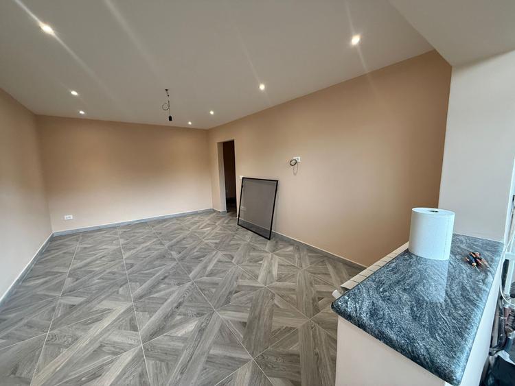 Apartament cu 3 camere decomandat în Gară