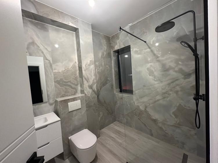 Apartament cu 3 camere decomandat în Giroc