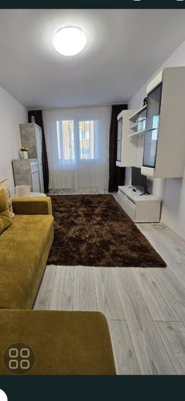 Garsonieră decomandată în Astra