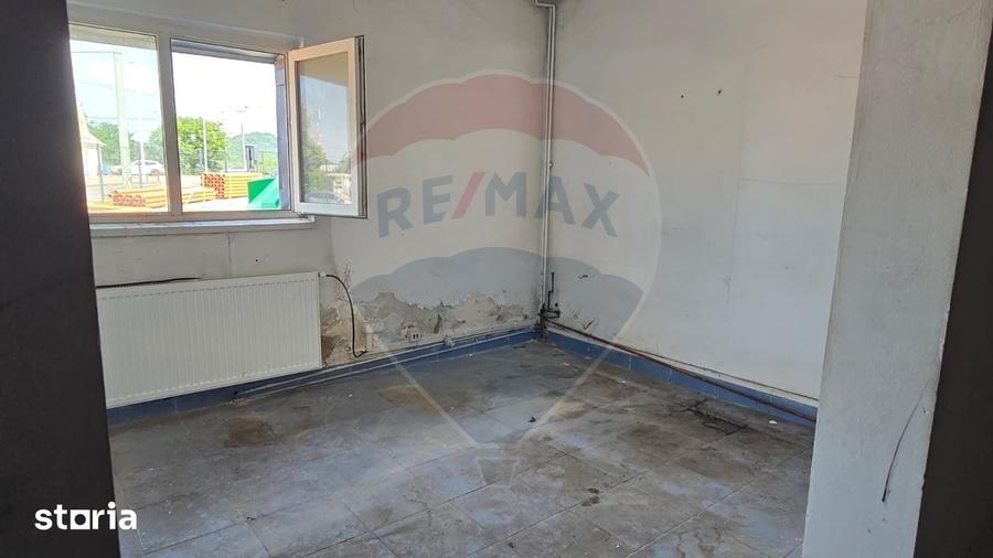 Spațiu comercial, de 729 mp, în Central