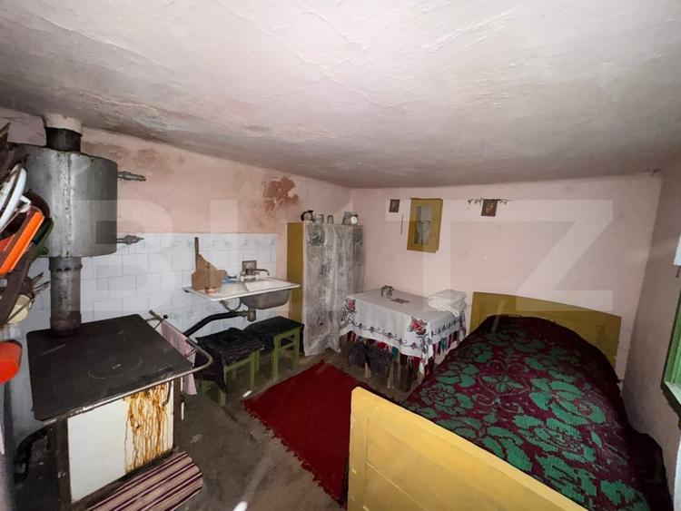 Casă individuală cu 3 camere cu Teren 489 Mp în Brad