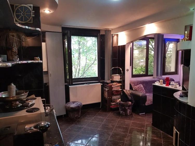 Apartament cu 3 camere decomandat, mobilat în Drumul Taberei