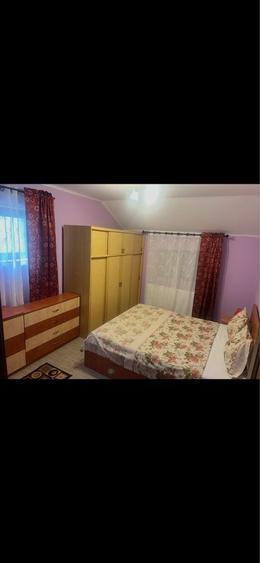 Apartament cu 2 camere semidecomandat în Ghiroda