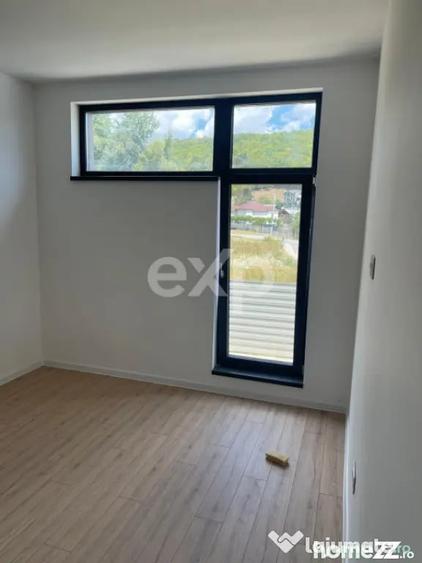 Casă cu 4 camere cu Teren 405 Mp în Central