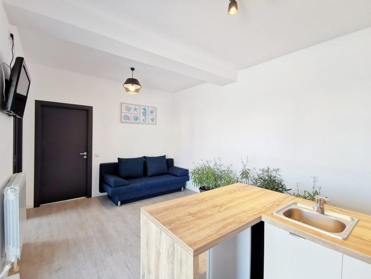 Apartament cu 2 camere semidecomandat, mobilat în Mamaia-Sat — fotografia 3
