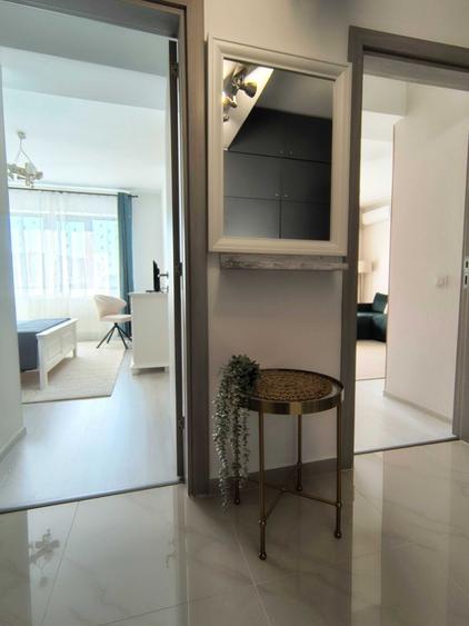 Apartament cu 2 camere decomandat, mobilat în Apărătorii Patriei