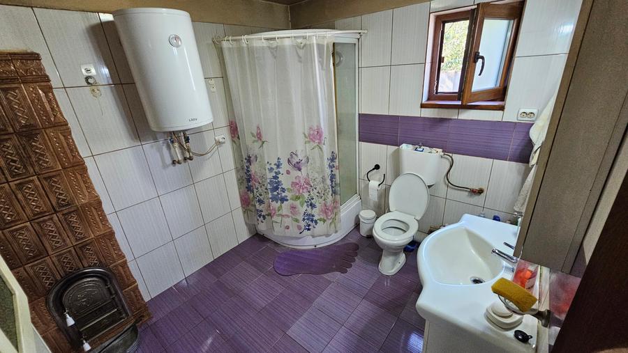 Casă cu 3 camere cu Teren 1509 Mp în Buciumeni